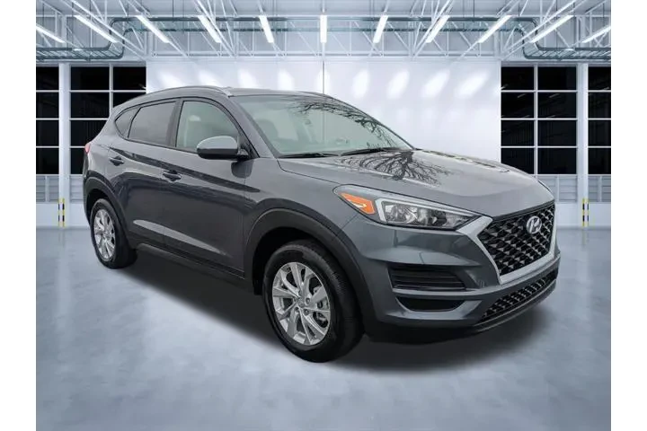 $18900 : Hyundai TUCSON 2021 Value 4d image 2