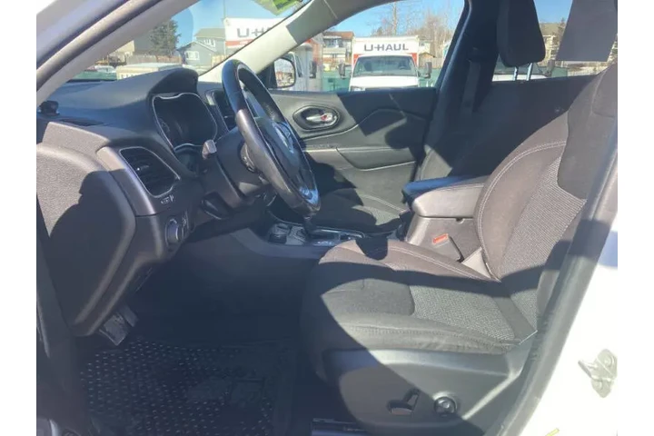 $14999 : 2020 Cherokee Latitude image 10