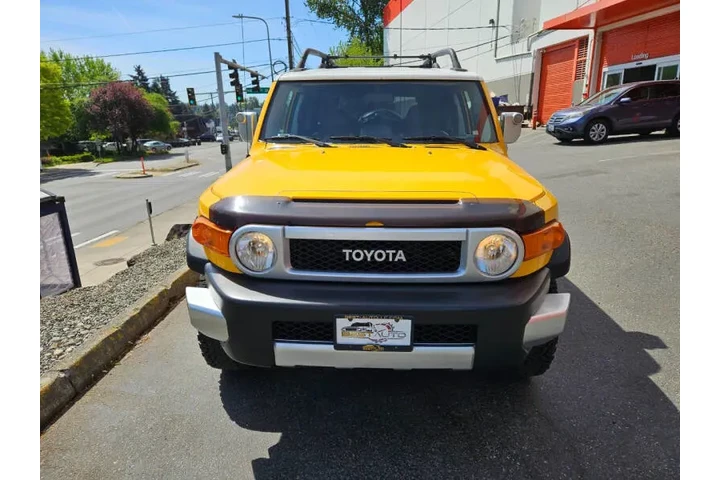 $15999 : 2007 FJ Cruiser image 8