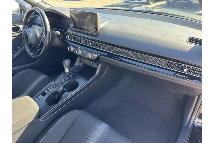 $22975 : Honda Civic 2024 Sport 4dr S image 5
