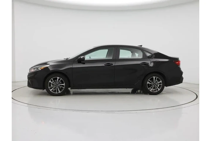 $16998 : Kia Forte 2024 LXS 4dr Sedan image 3