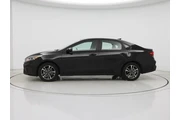 $16998 : Kia Forte 2024 LXS 4dr Sedan thumbnail