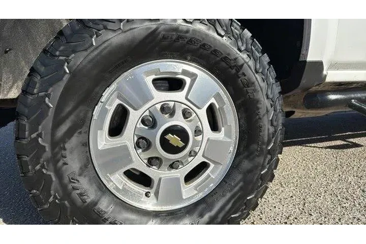 $24853 : Chevrolet Silverado 2500HD 2 image 4