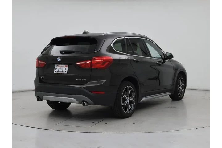 $19998 : BMW X1 2018 sDrive28i 4dr SU image 8