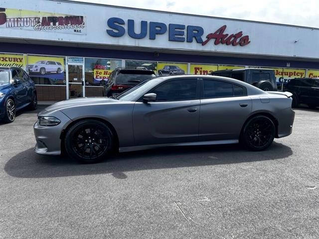 $38299 : 2017 Charger R/T Scat Pack RWD image 2