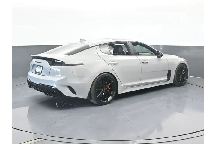 $37994 : Kia Stinger 2023 GT2 4dr Sed image 6