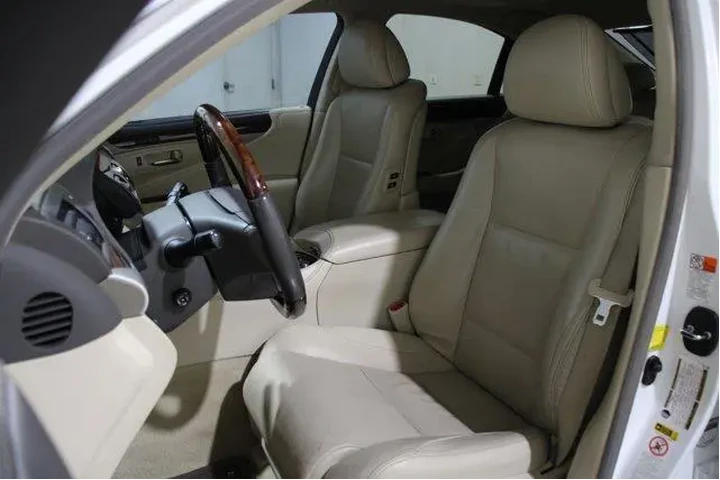 $26998 : Lexus LS 460 2015 4dr Sedan image 5