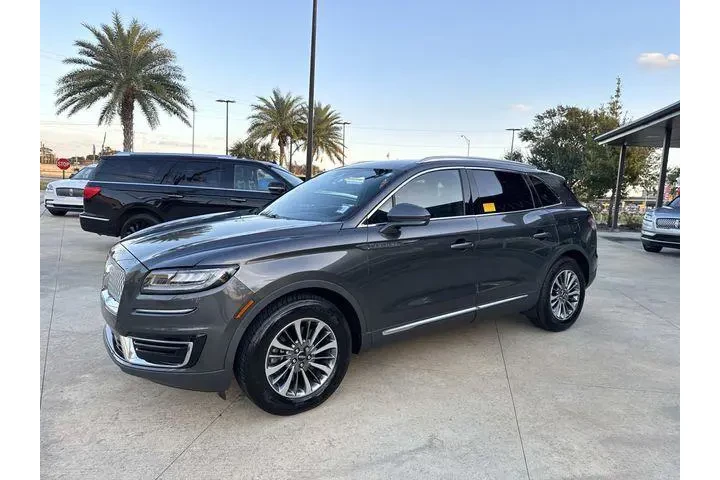 $22880 : Lincoln Nautilus 2020 4dr St image 4