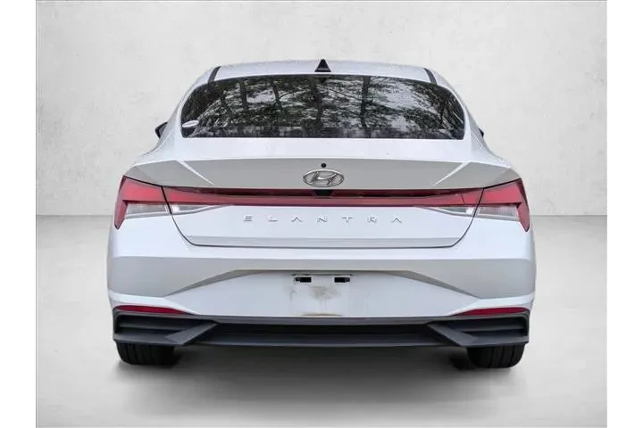 $17900 : Hyundai ELANTRA 2022 SEL 4dr image 7