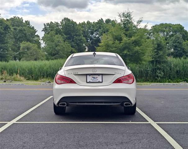 2015 CLA 250 4MATIC Coupe image 6