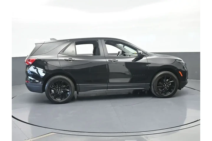 $17990 : Chevrolet Equinox 2024 LS 4d image 7