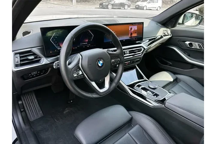 $32996 : BMW 3 Series 2023 AWD 330i x image 9