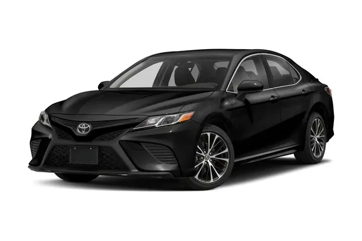 $23357 : 2020 Camry SE image 1