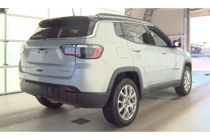 $23990 : Jeep Compass 2025 4x4 Limite image 4