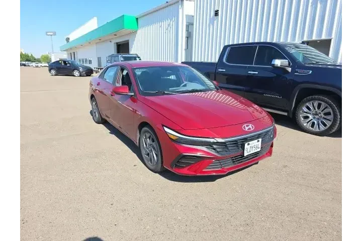 $20900 : Hyundai ELANTRA 2024 SEL 4dr image 1