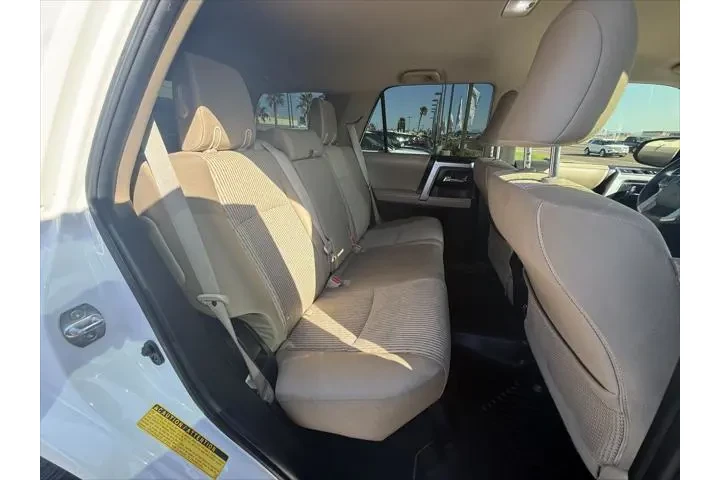 $30999 : Toyota 4Runner 2018 4x4 SR5 image 7