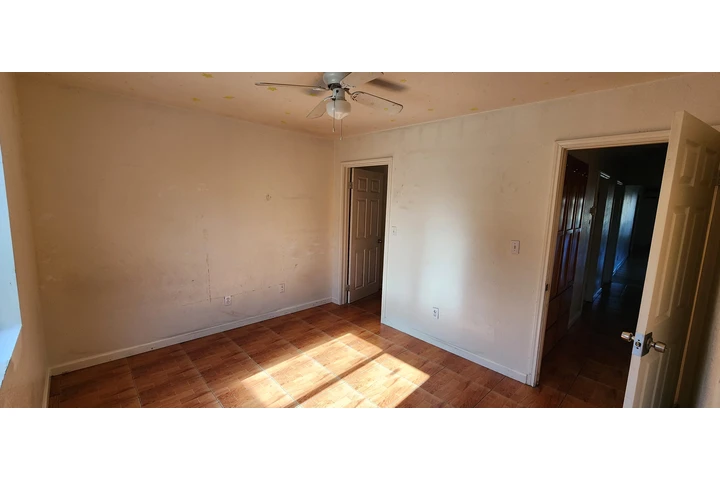 $800 : Recamara en Florence-Firestone image 1