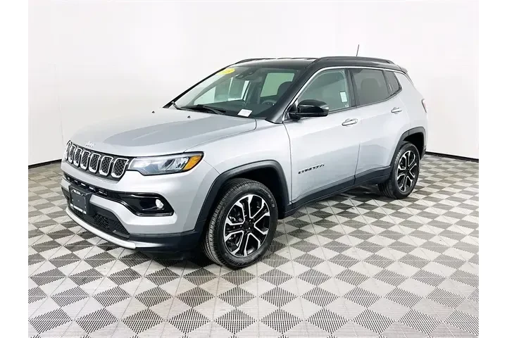 $20500 : Jeep Compass 2023 4x4 Limite image 3