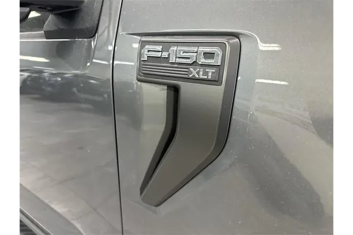 $40000 : Ford F-150 2023 4x4 XLT 4dr image 8