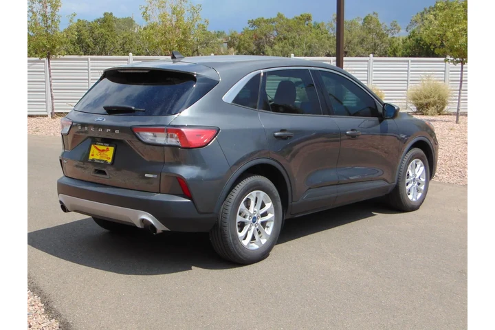 $16841 : 2020 Escape SE image 4