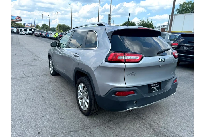 $12480 : 2017 Cherokee Limited FWD image 4