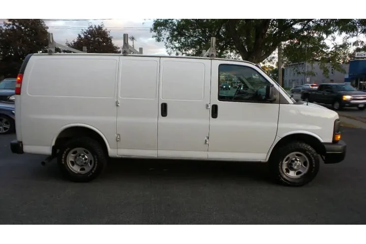 $12900 : 2013 Express 2500 image 4