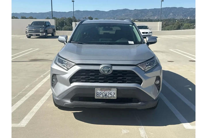 $27851 : Toyota RAV4 Hybrid 2020 AWD image 2