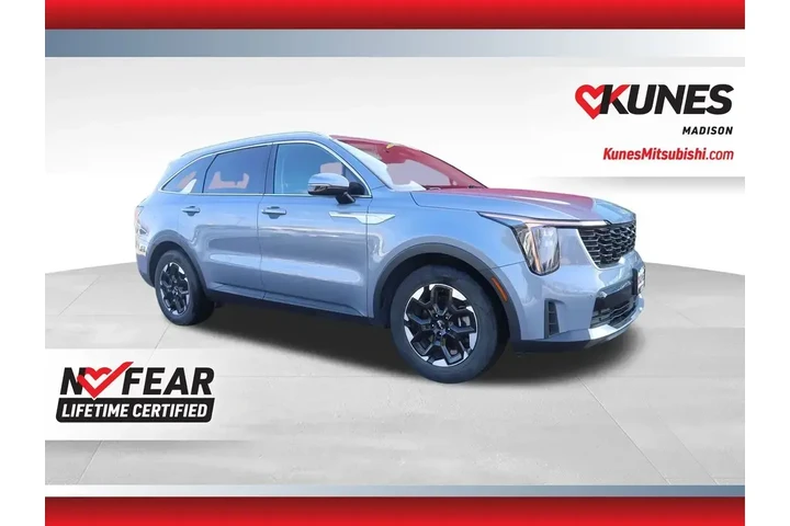 $23377 : Kia Sorento 2024 S 4dr SUV image 1