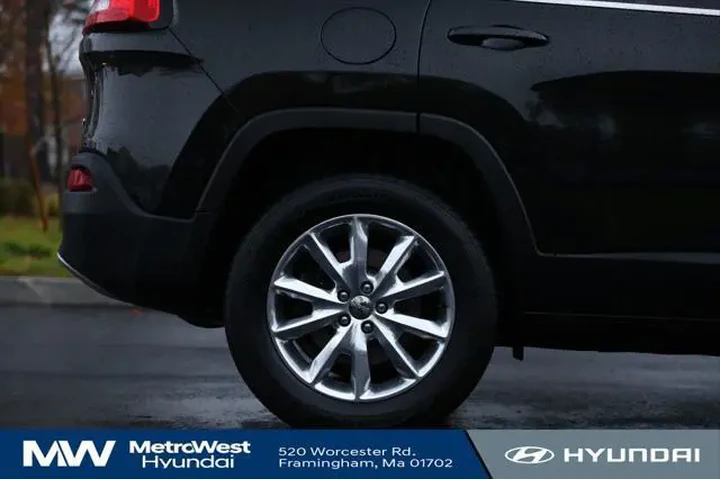 $13649 : Jeep Cherokee 2015 4x4 Limit image 10