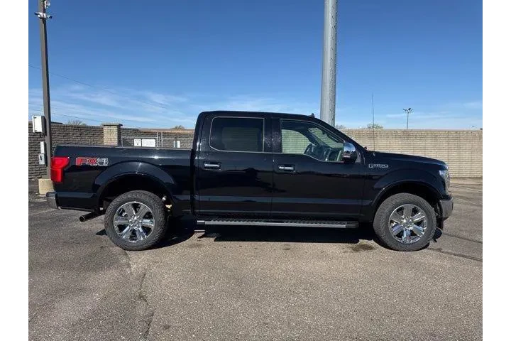 $34982 : Ford F-150 2019 4x4 Lariat 4 image 8