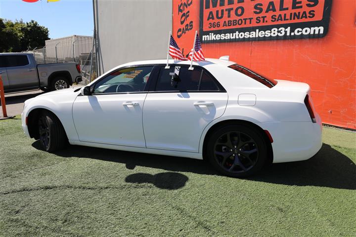 $28999 : 2022 CHRYSLER 300 S image 9