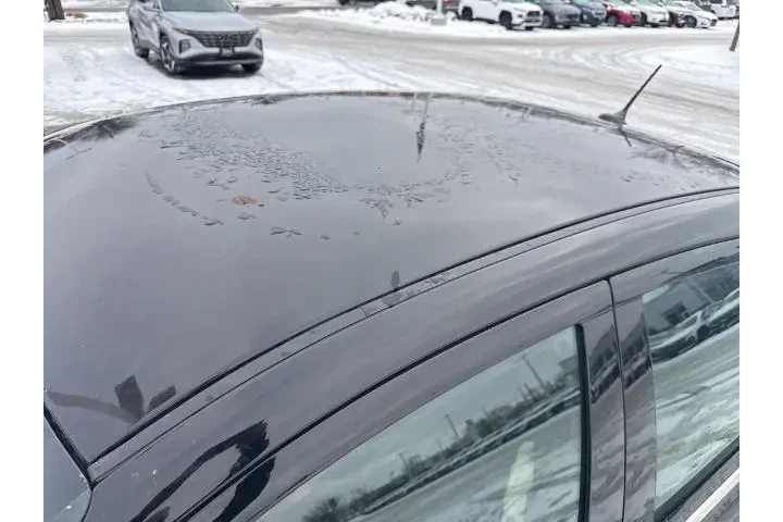 $8998 : Chrysler 200 2012 Touring 4d image 7