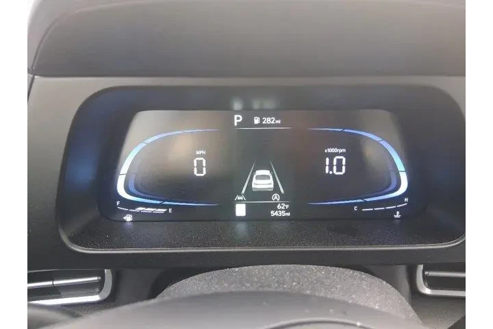 $20075 : Hyundai ELANTRA 2025 SE 4dr image 2