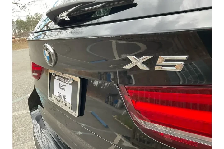 $16485 : BMW X5 2017 AWD xDrive35i 4d image 9