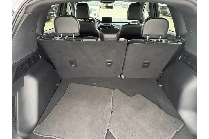 $21541 : Ford Escape 2025 ST-Line 4dr image 6