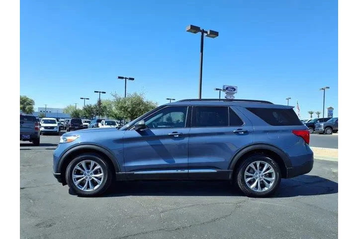 $26080 : Ford Explorer 2021 AWD XLT 4 image 3