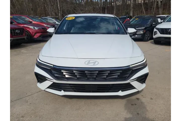 $23993 : Hyundai ELANTRA Hybrid 2025 image 5