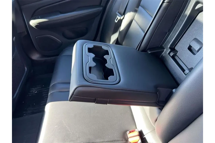 $26500 : Volvo S60 2023 B5 Core Dark image 10