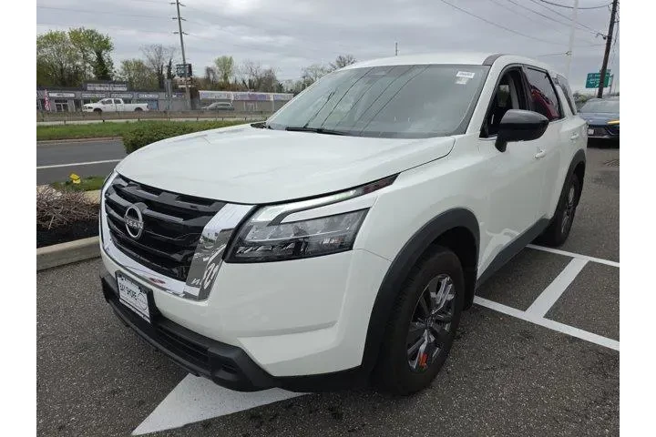 $28507 : Nissan Pathfinder 2024 AWD S image 9