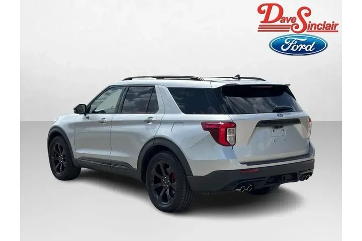 $27777 : Ford Explorer 2021 AWD ST 4d image 9
