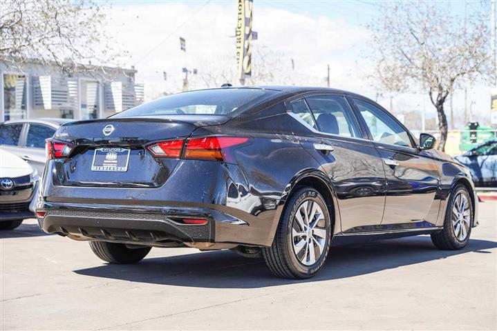 $16990 : Pre-Owned 2020 Nissan Altima image 6