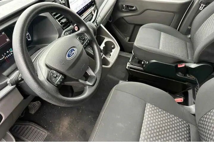 $36750 : Ford Transit 2023 350 XL 3dr image 4