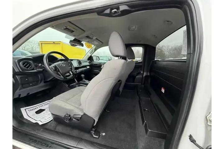 $28700 : Toyota Tacoma 2023 4x2 SR 4d image 10