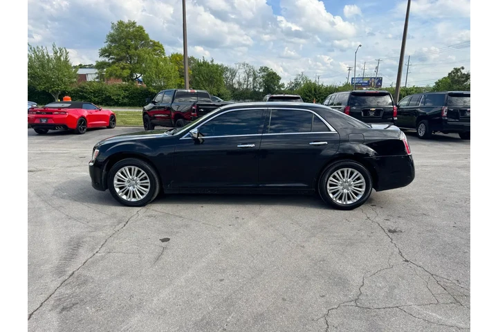 $6450 : 2013 300 4dr Sdn 300C AWD image 5
