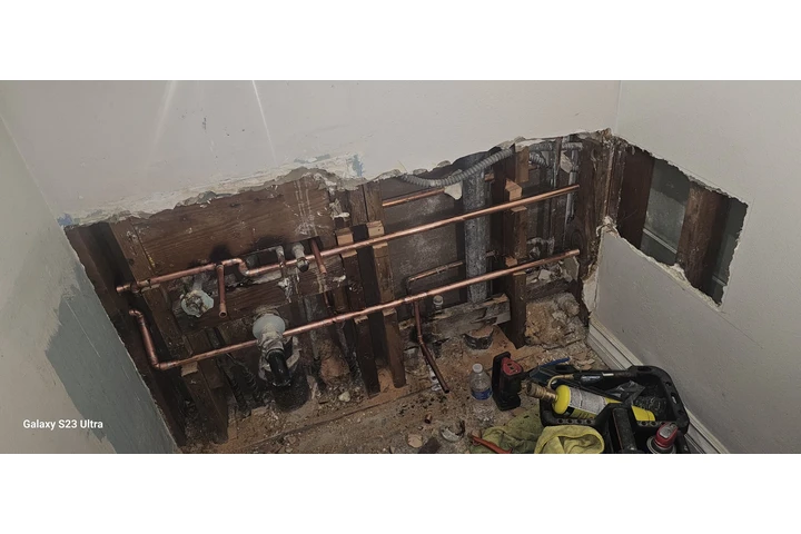 Alonzo plumbing image 5
