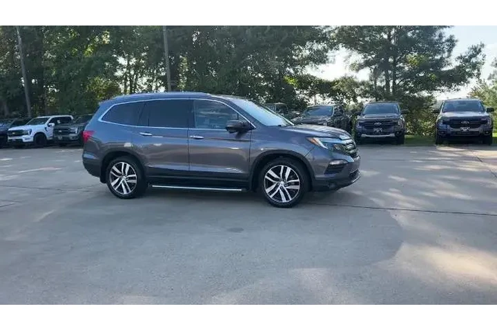 $13285 : Honda Pilot 2016 Touring 4dr image 7