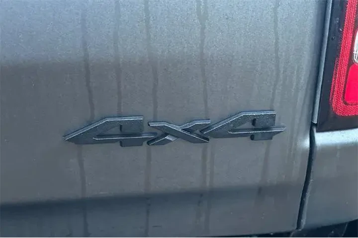 $32114 : Ram 1500 2020 4x4 Big Horn 4 image 6