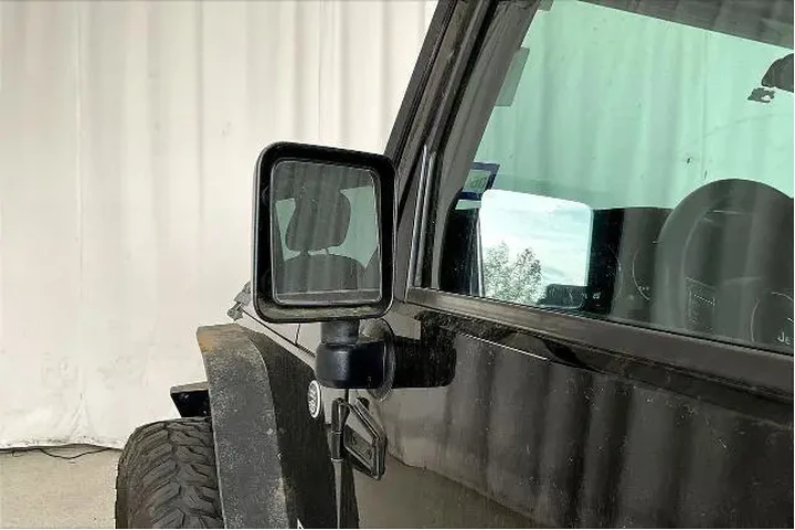 $14991 : Jeep Wrangler Unlimited 2015 image 10