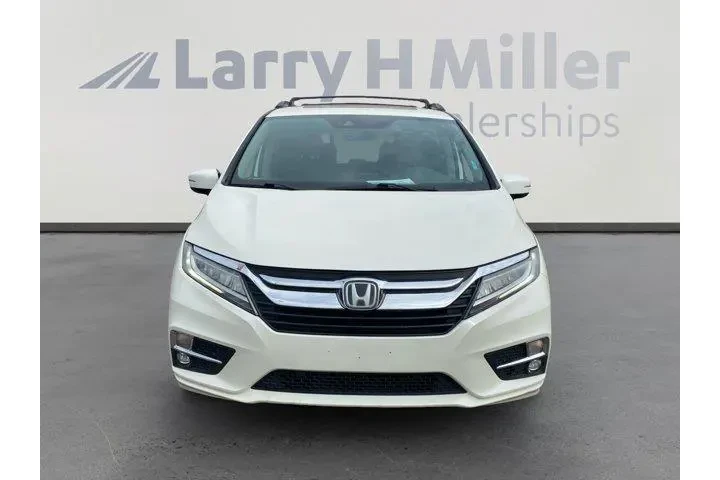 Honda Odyssey 2018 Elite 4dr image 8