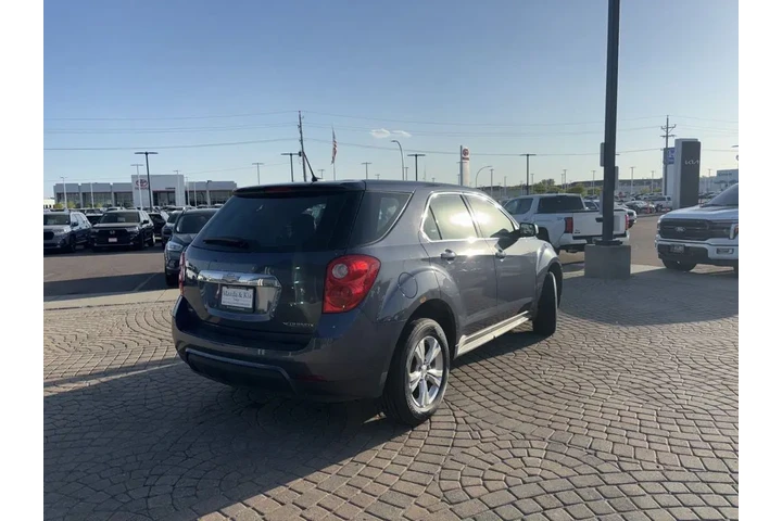 $11990 : 2014 Equinox LS image 5